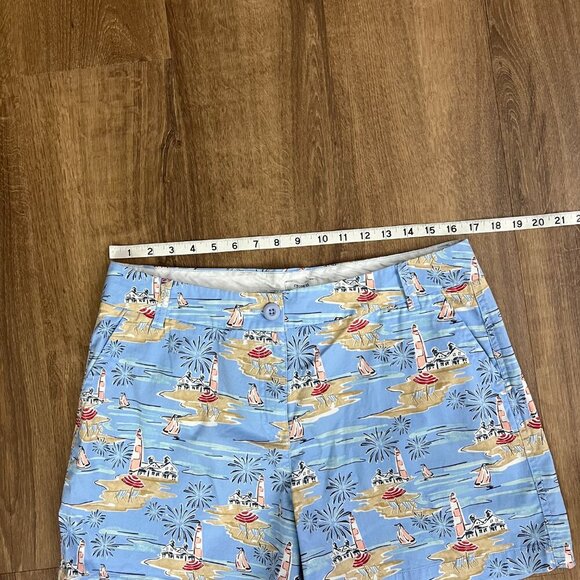 Crown and Ivy Light House Beach Patterned Shorts Sz 12 - Picture 4 of 8